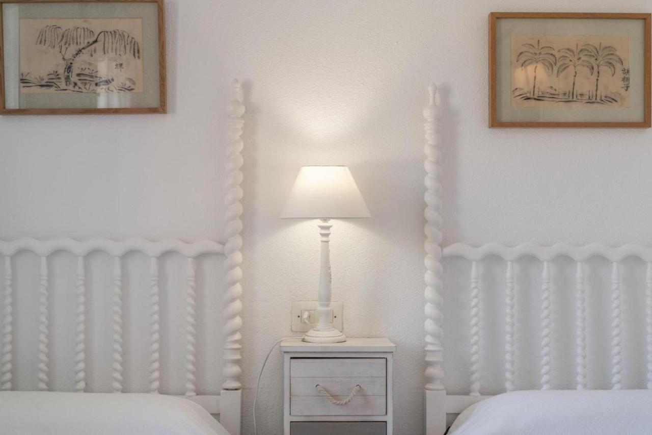 Gorgeous Renovated Cala Sant Vicenc Beach Villa Cala de Sant Vicenc Buitenkant foto