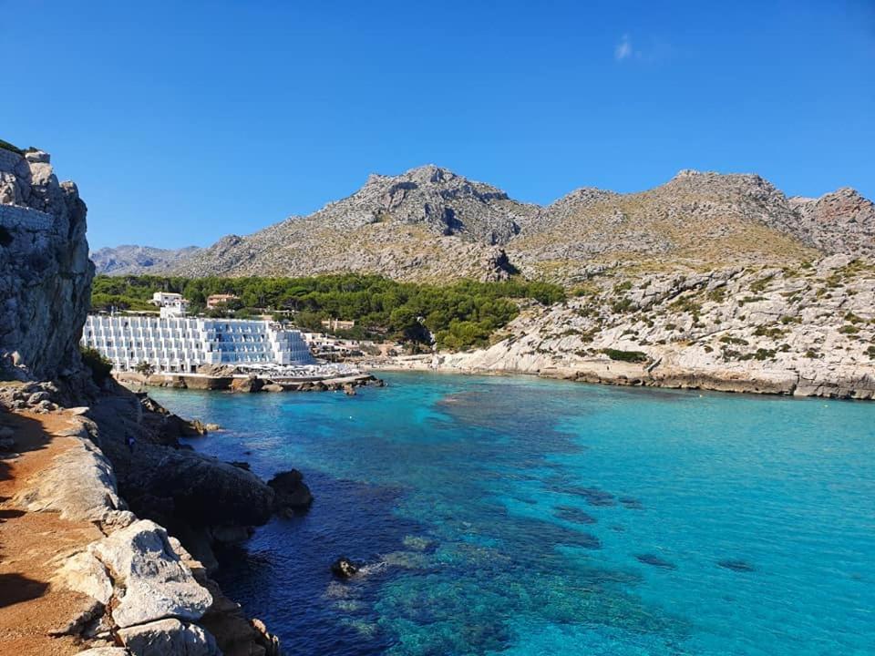 Gorgeous Renovated Cala Sant Vicenc Beach Villa Cala de Sant Vicenc Buitenkant foto